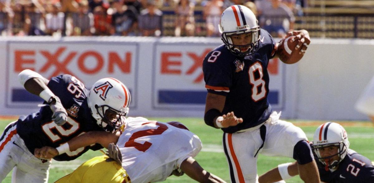 Greg Hansen No Wildcats On College Football Hall S Ballot Is