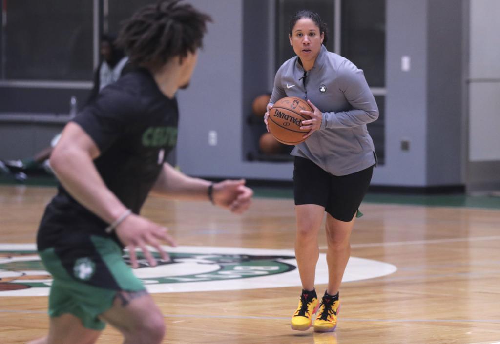 Ua S Adia Barnes Women Landing Nba Jobs A Tremendous Opportunity