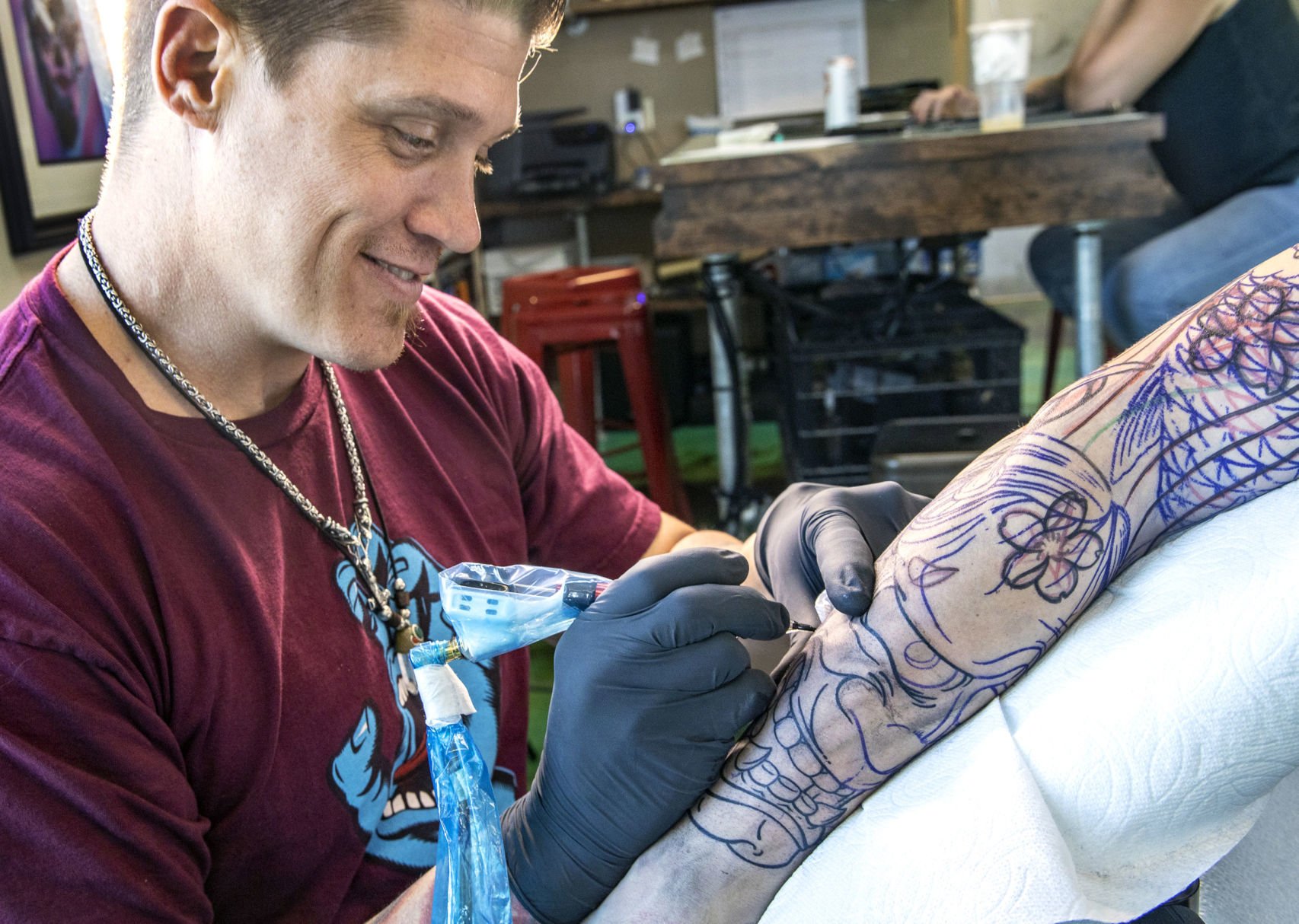 New Tucson tattoo studio creating more realistic nipples for breastcancer  survivors  tucson life  tucsoncom