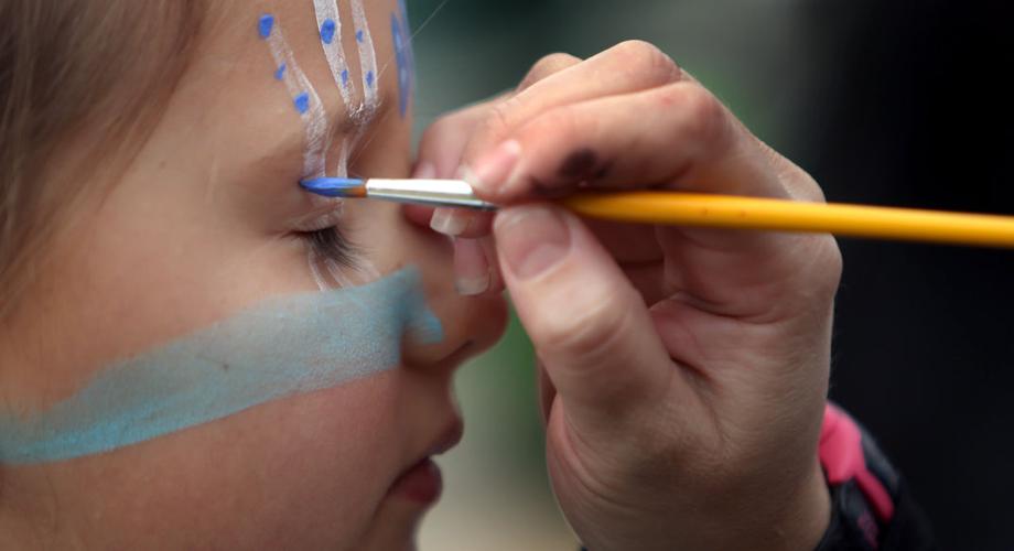face painting kid