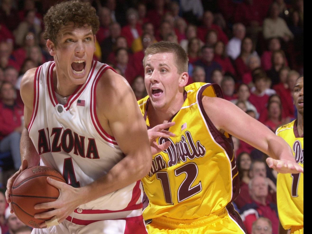 Rating Arizona 2003 Wildcats Use 19 2 Game Ending Run To Advance