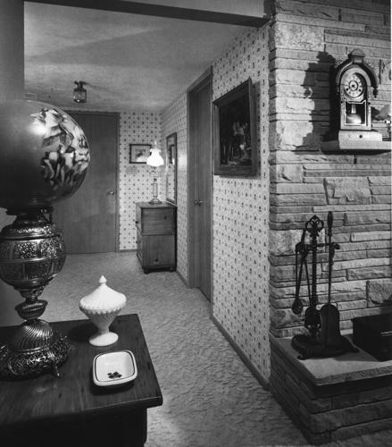 1962 photos: Antiques furnish home in Early American style
