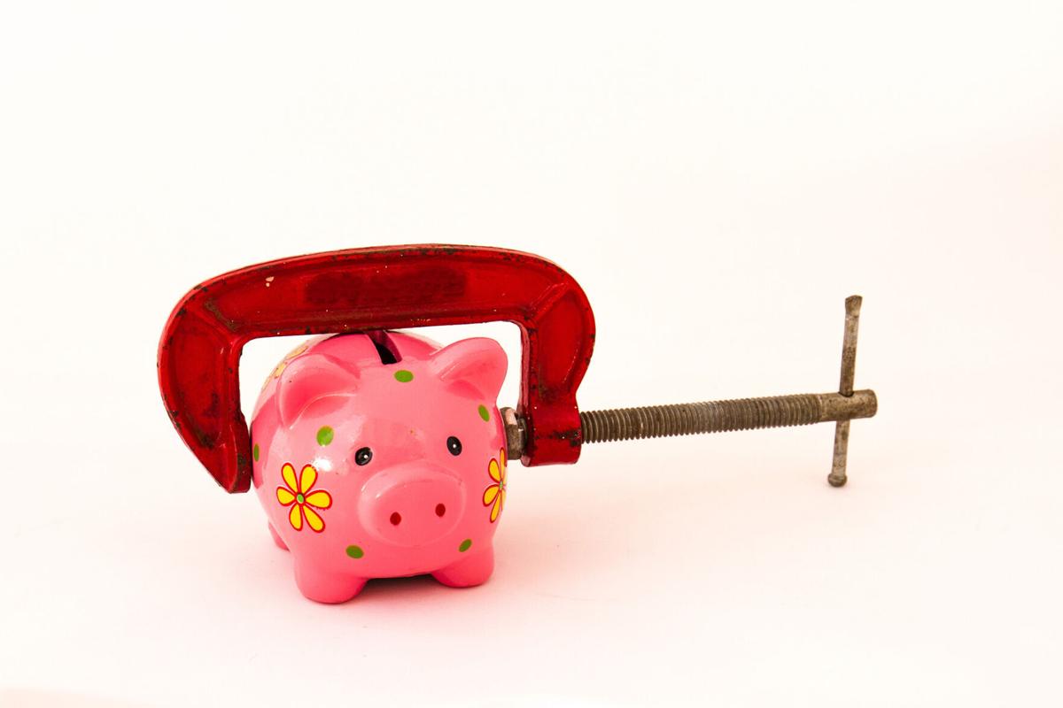 BIZ-jill-on-money-DMT