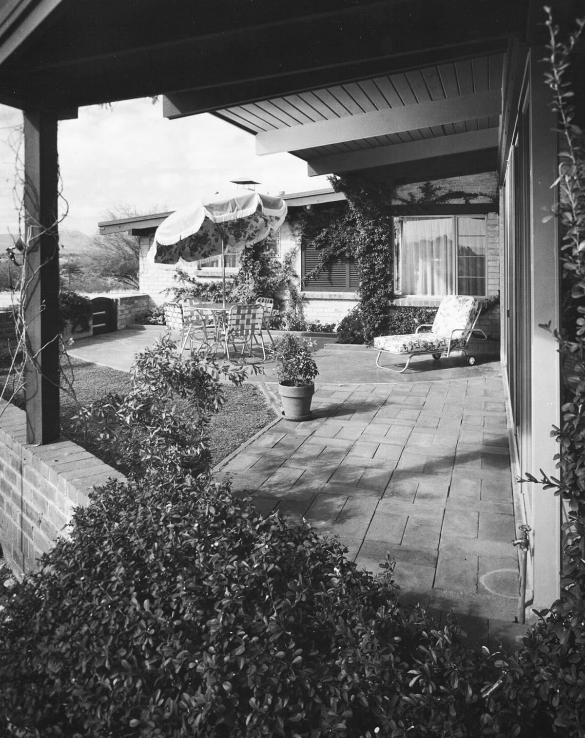 1960 photos: This home stresses livability