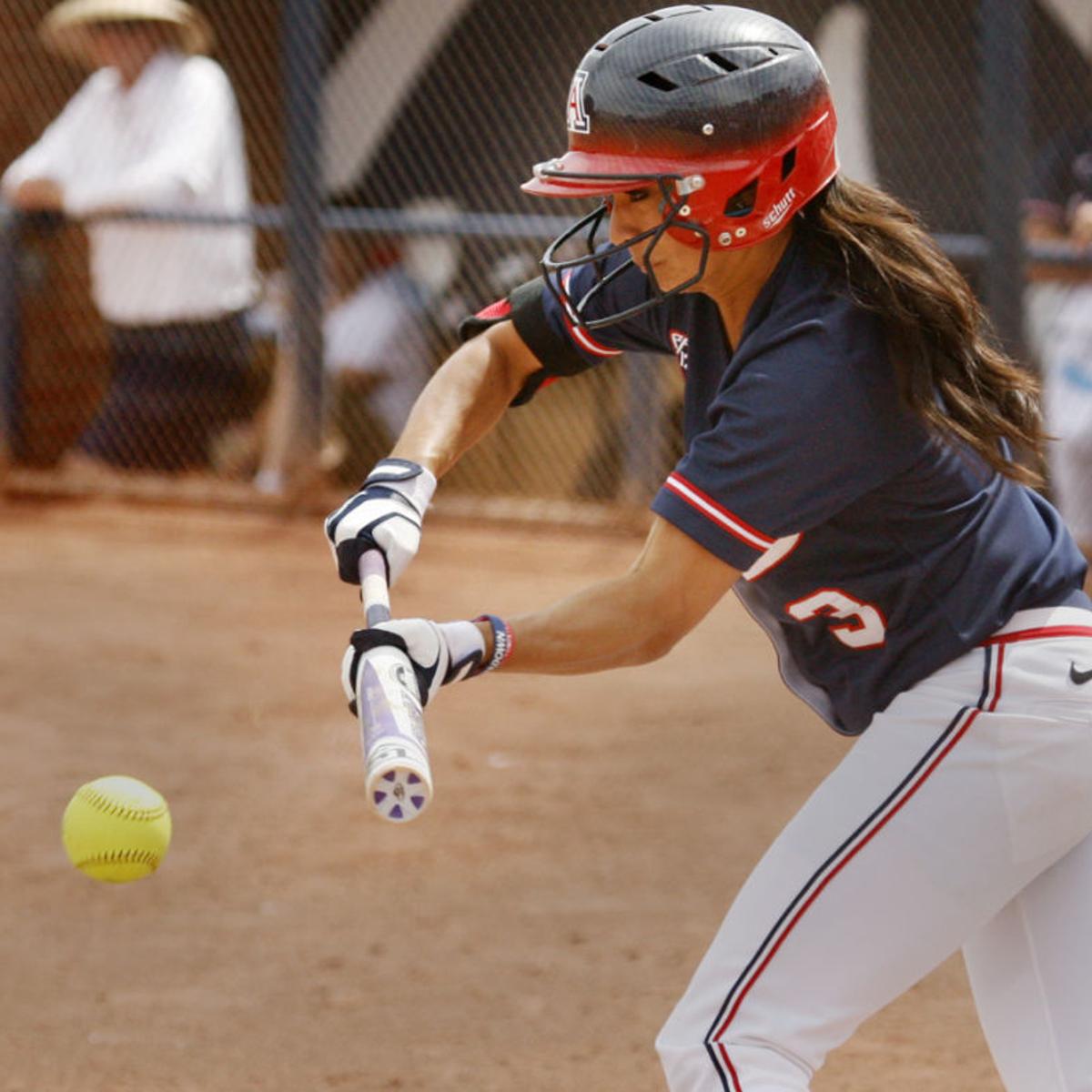 Photos Arizona Softball Chelsea Suitos Sports Tucson Com
