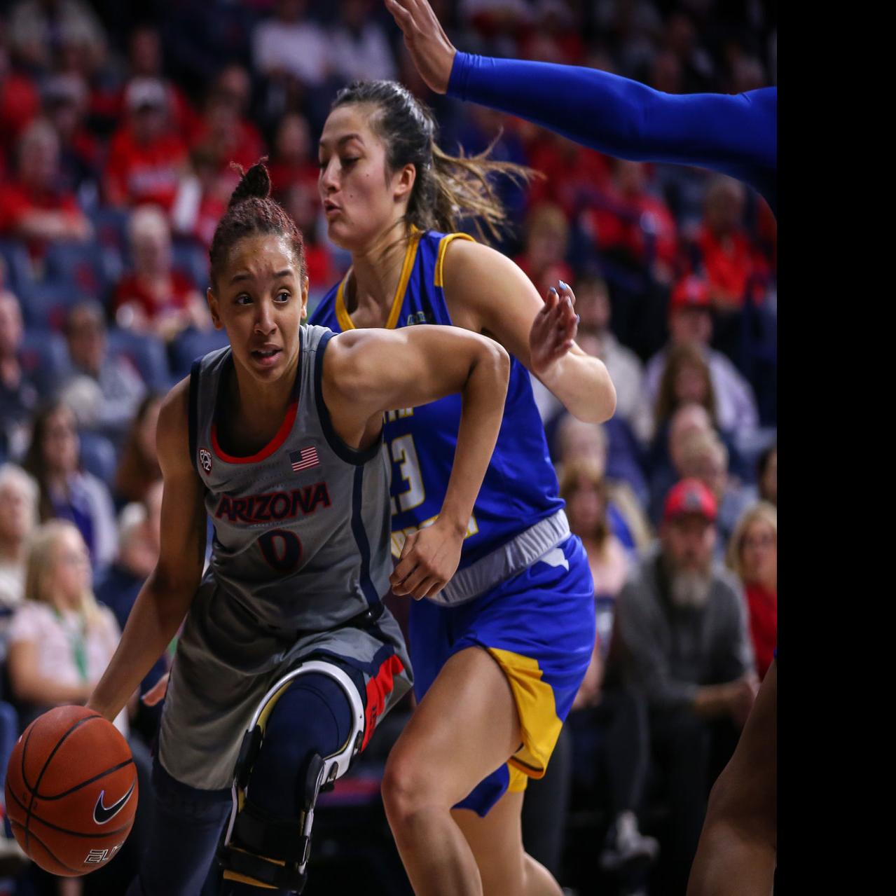 Amari Carter Arizona S Defensive Stopper Helping Out With Big