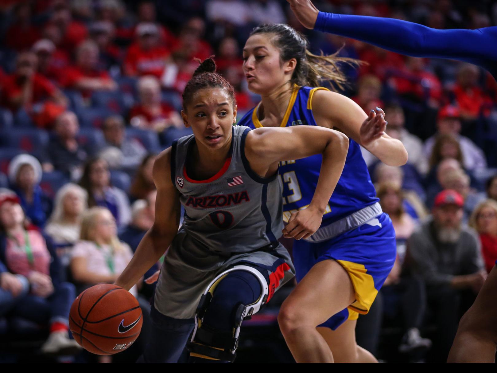 Amari Carter Arizona S Defensive Stopper Helping Out With Big