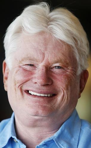 Kicanas, Dupnik honored with Founders awards