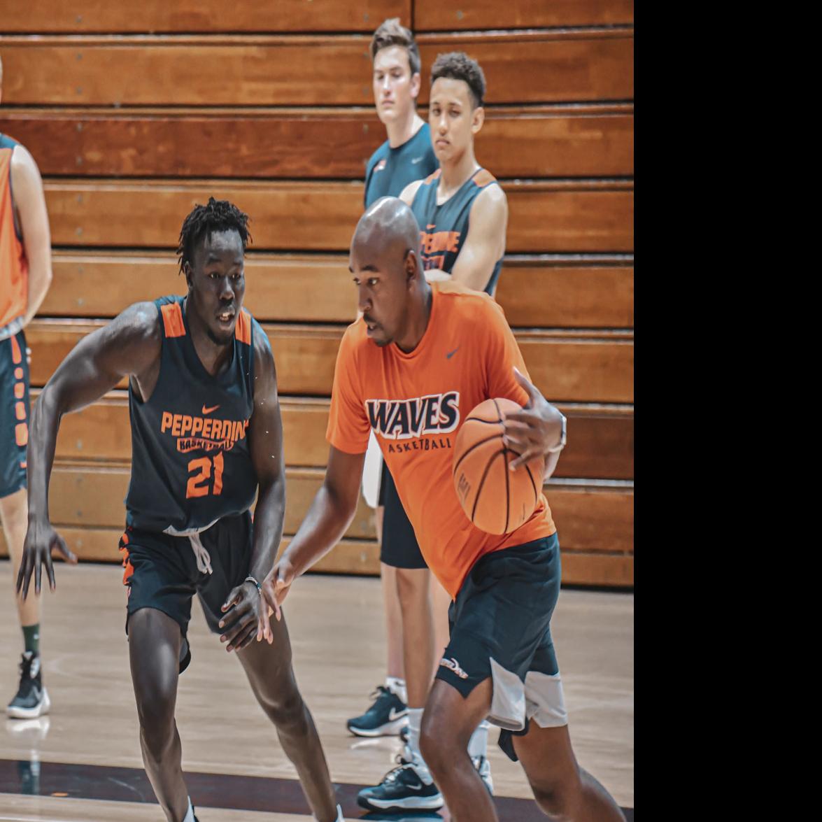 Salpointe Catholic Grad Majok Deng Delaying Start Of Pepperdine