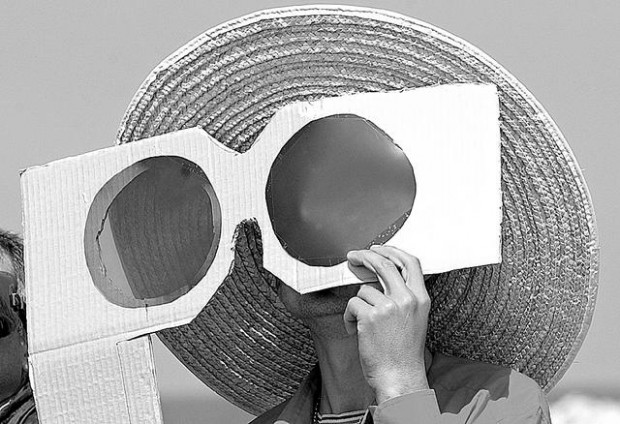 Solar eclipse seen from many countries  