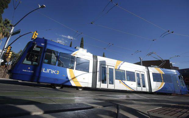 120214-news-streetcar