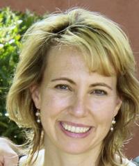 Giffords hopes to be on hand for Kelly launch   