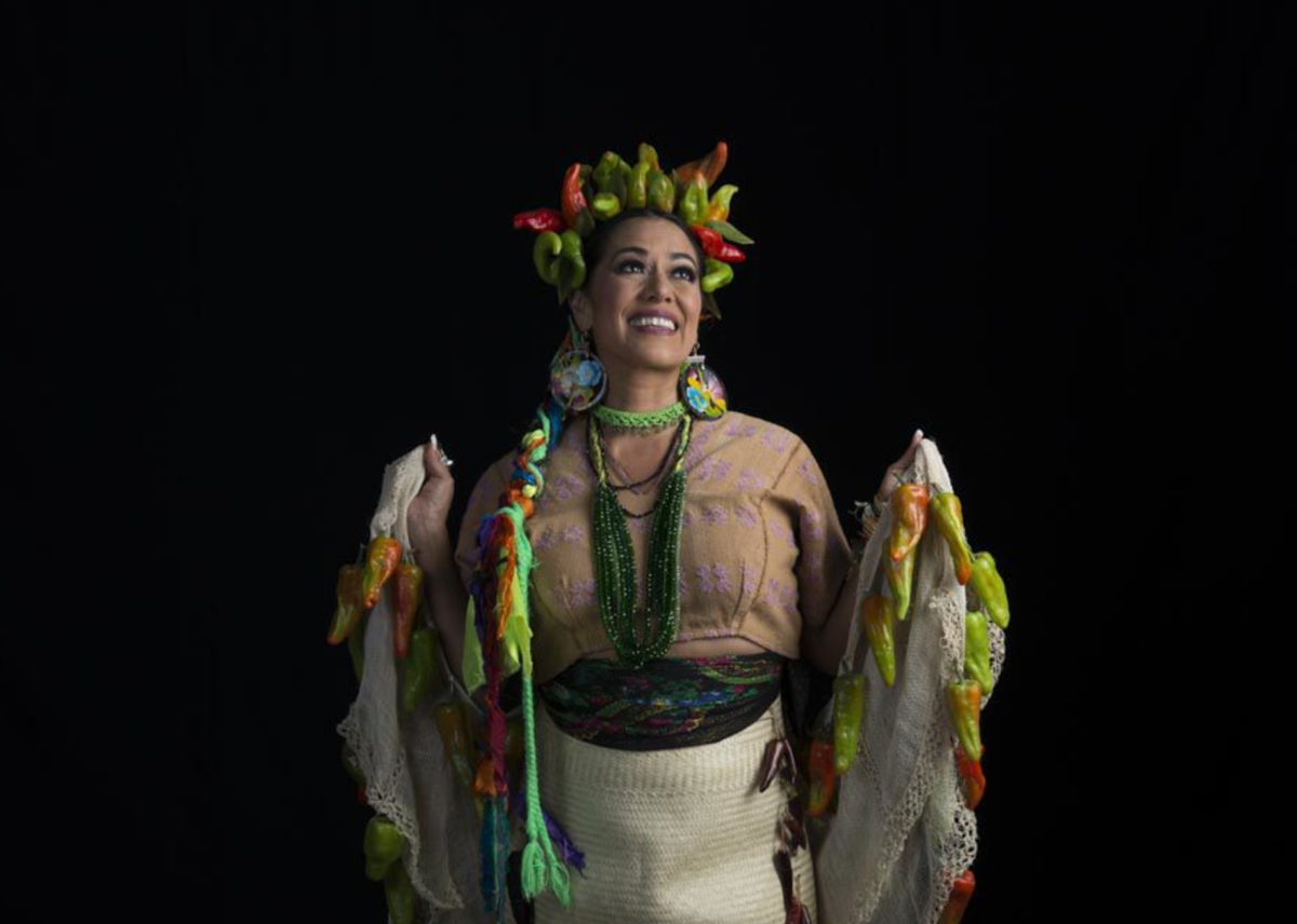 Lila Downs horizontal