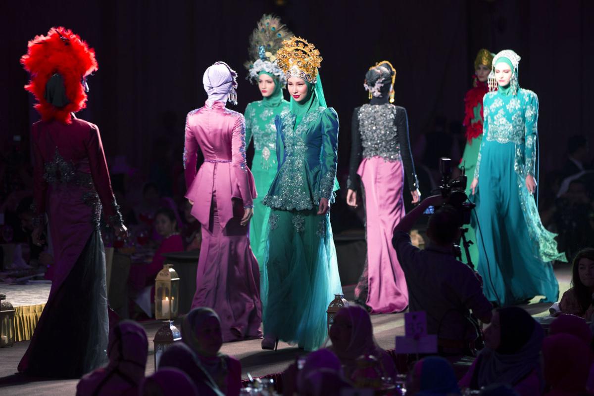 Photos: Exotic Islamic Fashion Show | Latest entertainment and dining ...
