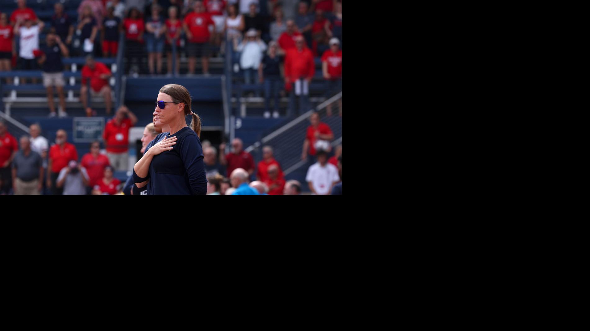 Photos: No. 20 Arizona run-rules Houston 8-0, Big 12 softball