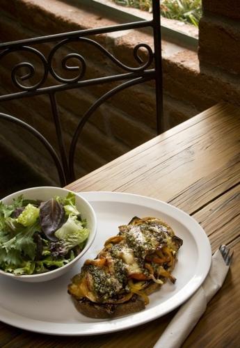 French bakery to close