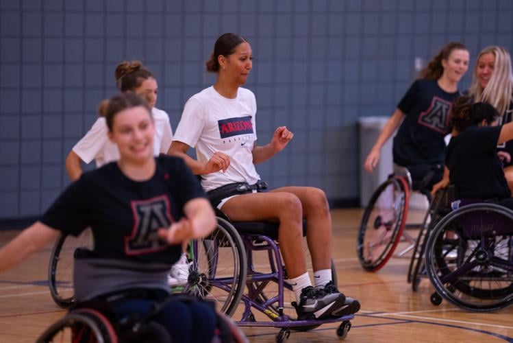 100522-tuc-spt-uawomenshoops-p2