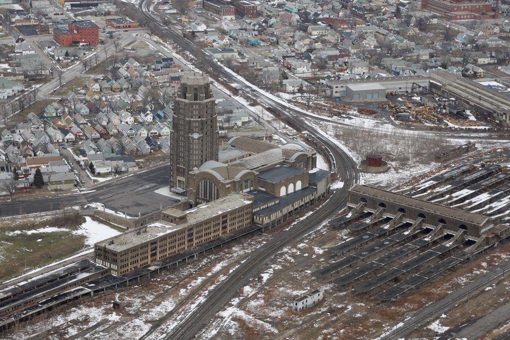 LOCAL BUFFALO AERIAL GEE