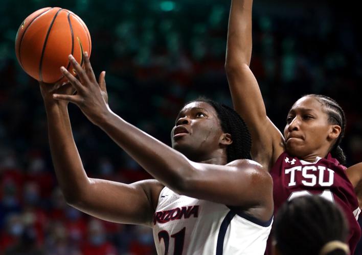 120321-tuc-spt-uawomenshoops-p1