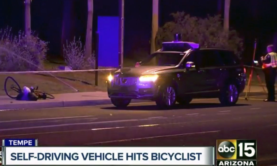 Unmanned vehicle Uber shot down a woman in Tempe, the suburbs of the state of Arizona Phoenix 5ab00634c6f47.image