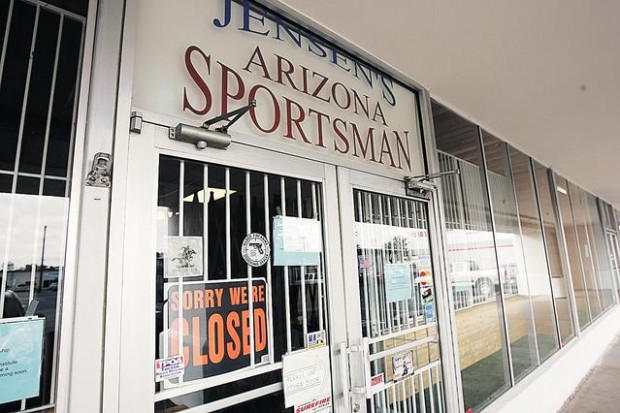 Jensen's N. Side gun shop closes  