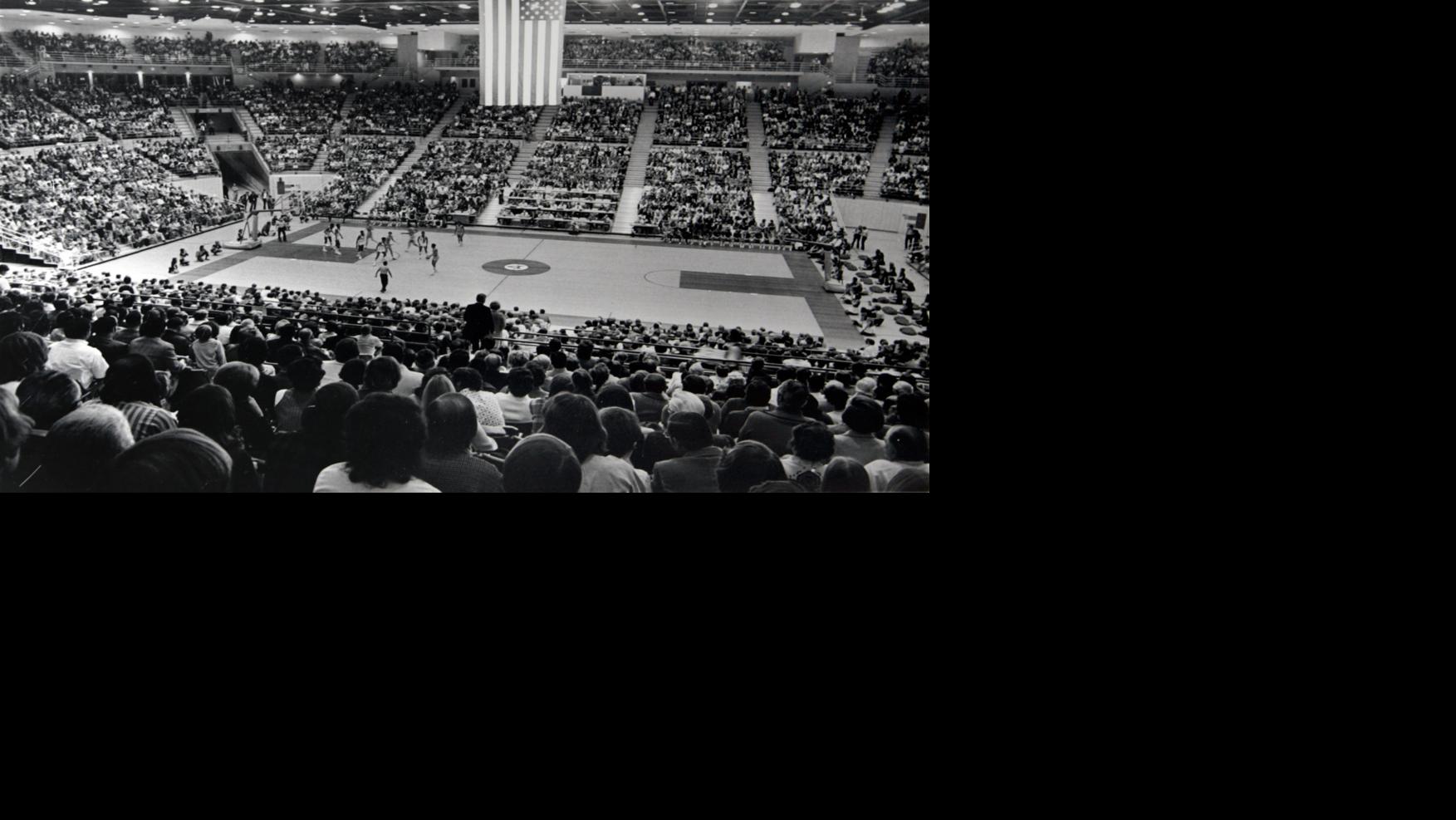 No 22 Arizona S Basketball Mecca Mckale Center Opens In 1973