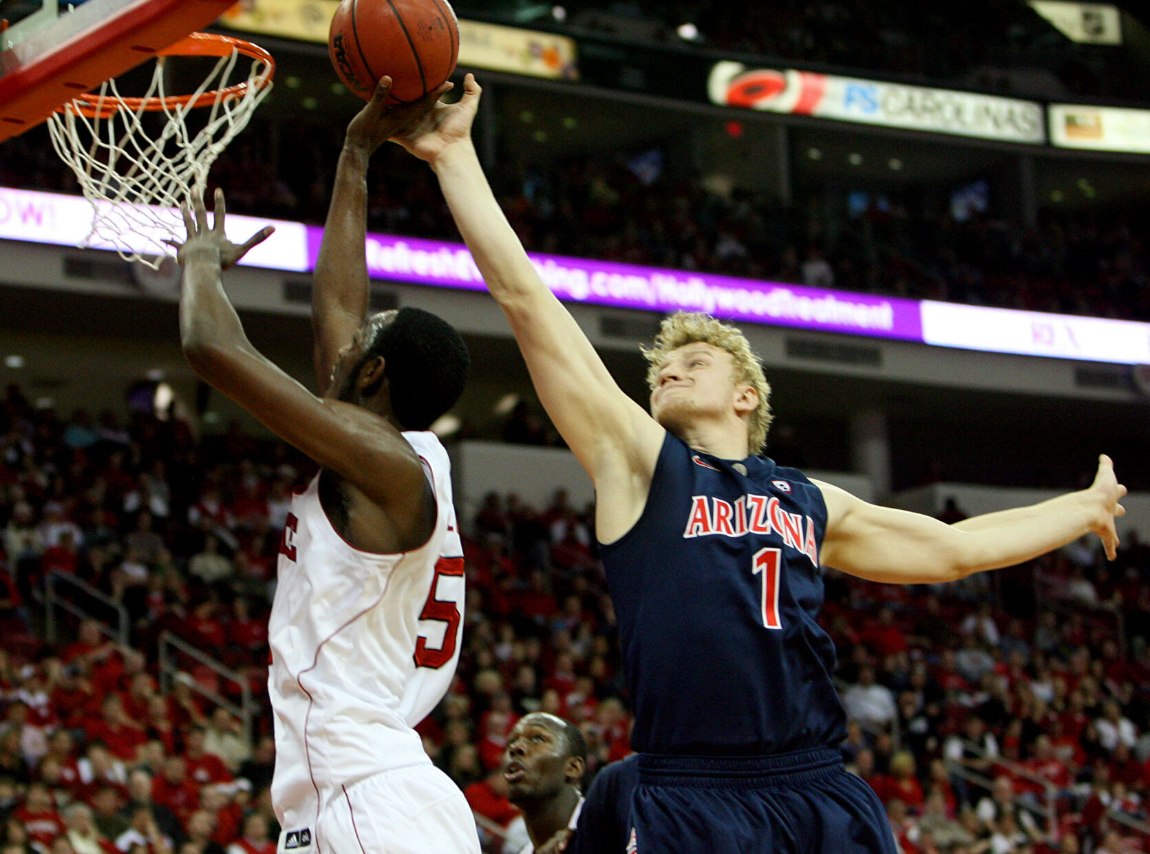 20 UA BASKETBALL p-3