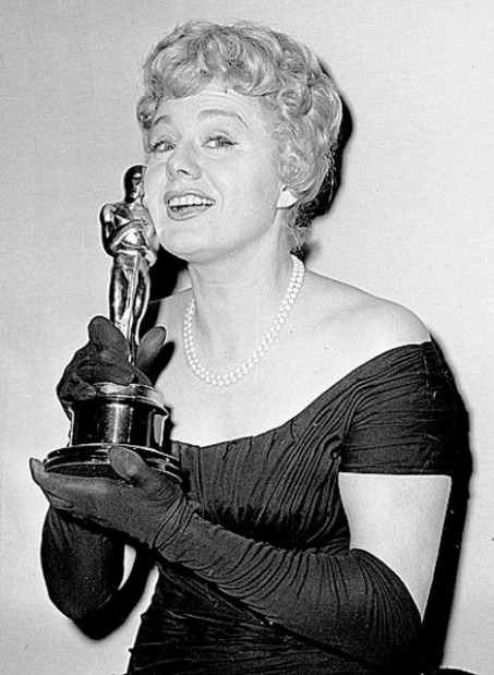 Outspoken, versatile actress Winters dies  