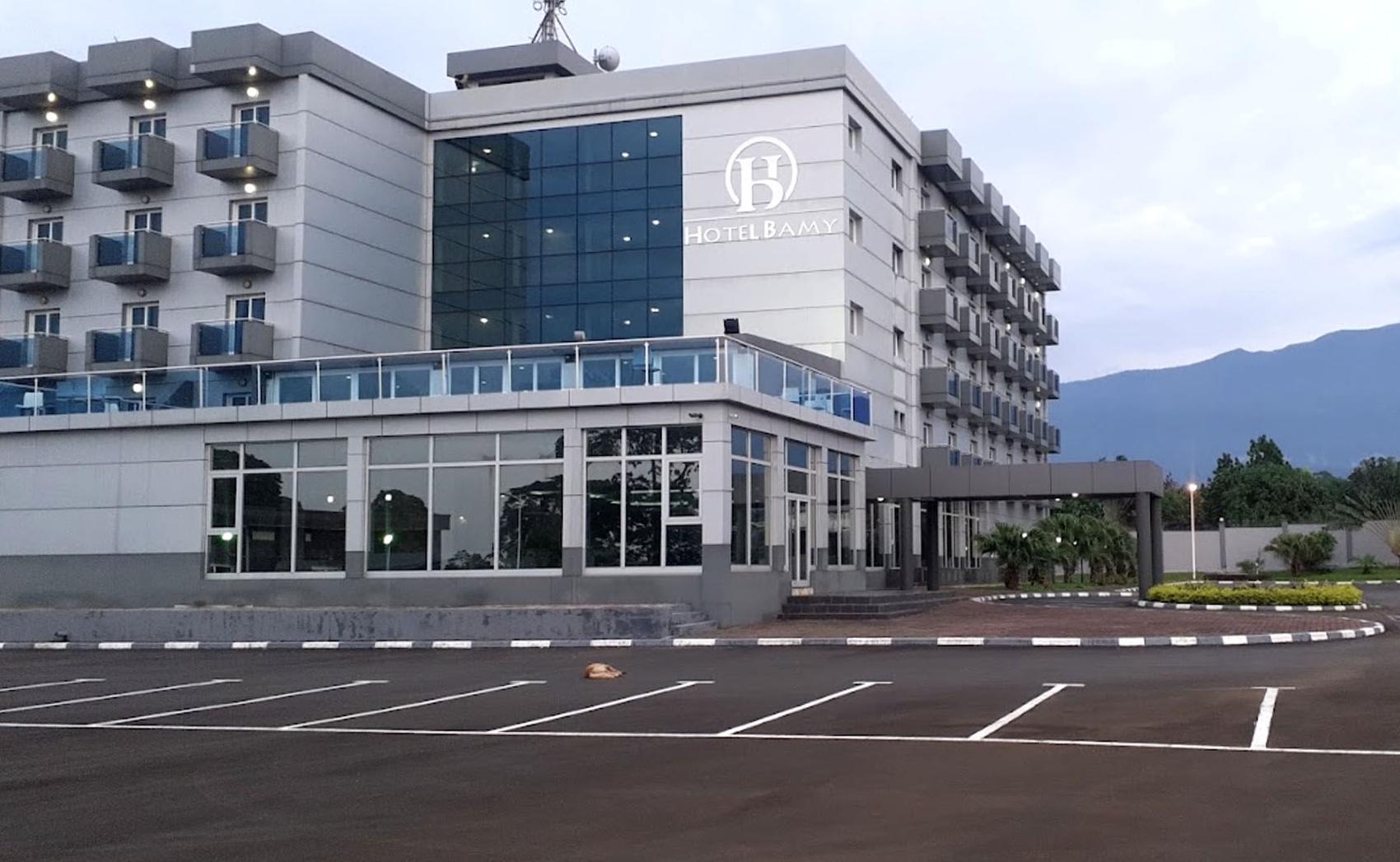 “获庇护仍遭遣送？”美国移民身陷非洲噩梦，三人实名控诉遭武装殴打与持枪威胁