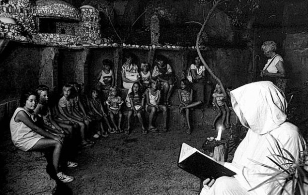 Tucson Time Capsule : in the Valley of the moon  