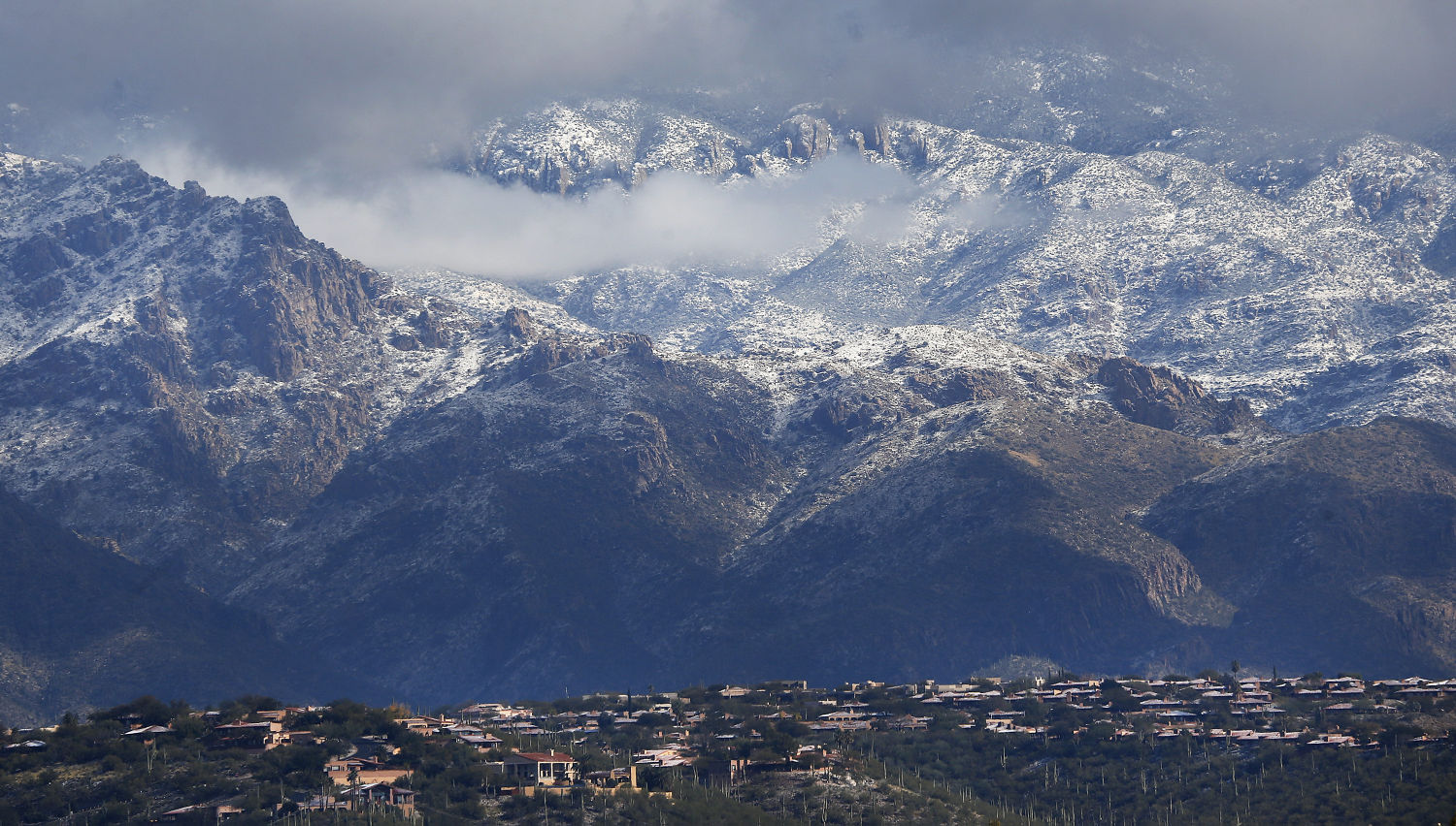 Photos Snowfall In Tucson Arizona California   54a5c2c31a992.image 