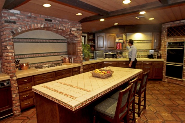 Storied Robert Taylor Ranch listed at $19 million    