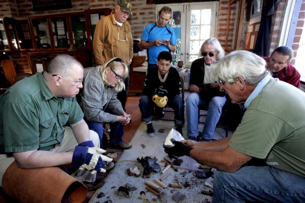 Folks sharpen knowledge of flintknapping    