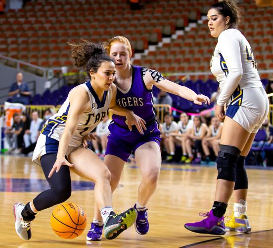 030222-tuc-spt-hsbkflowingwells-p2