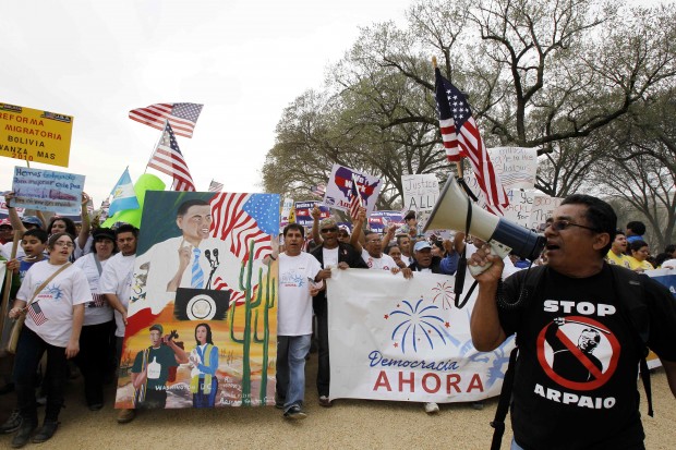Thousands rally in DC to urge Congress to get busy on immigration