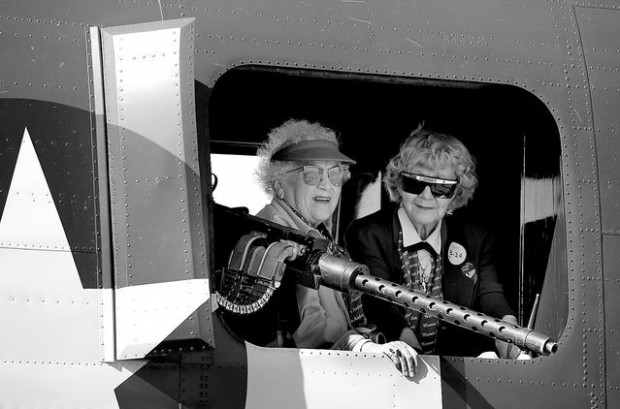 WWII women pilots fly again  