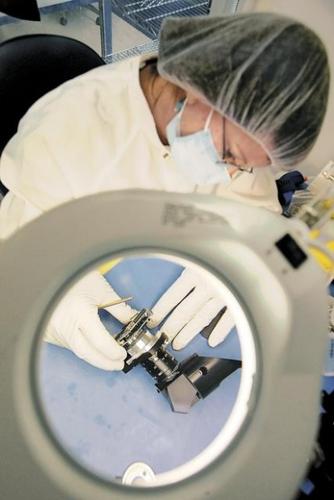 Optics industry in Tucson seeks to regain focus  