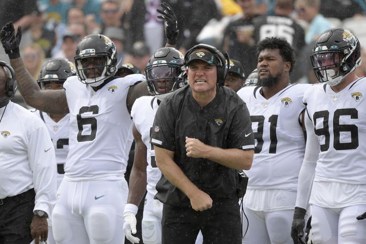 010822-tuc-spt-pac12hotline-p2