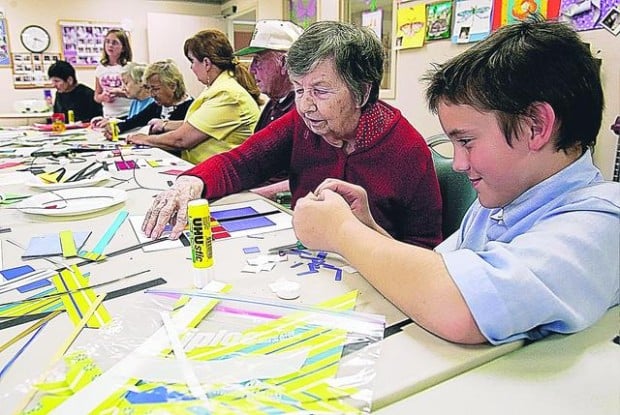 Art keeps elderly minds active  