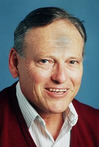 George Ridge, 2-time director of UA journalism school, dies at 86