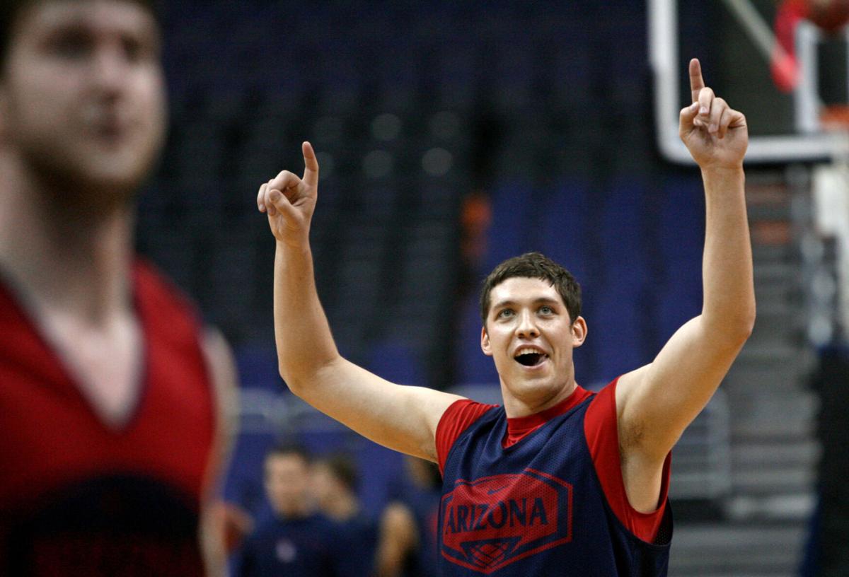 14 UA BASKETBALL gb-p9