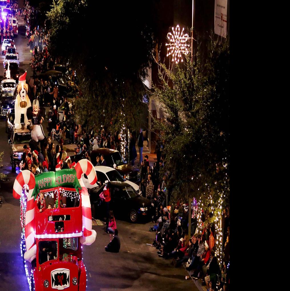 Tucson Christmas Parade 2021 The Downtown Tucson Parade Of Lights Is Moving To Thanksgiving Weekend This Year To Do Tucson Com