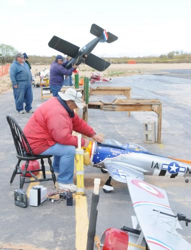 Wings Over Desert wows spectators   
