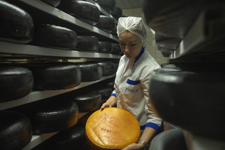 Russia Ukraine War Struggling Farmer