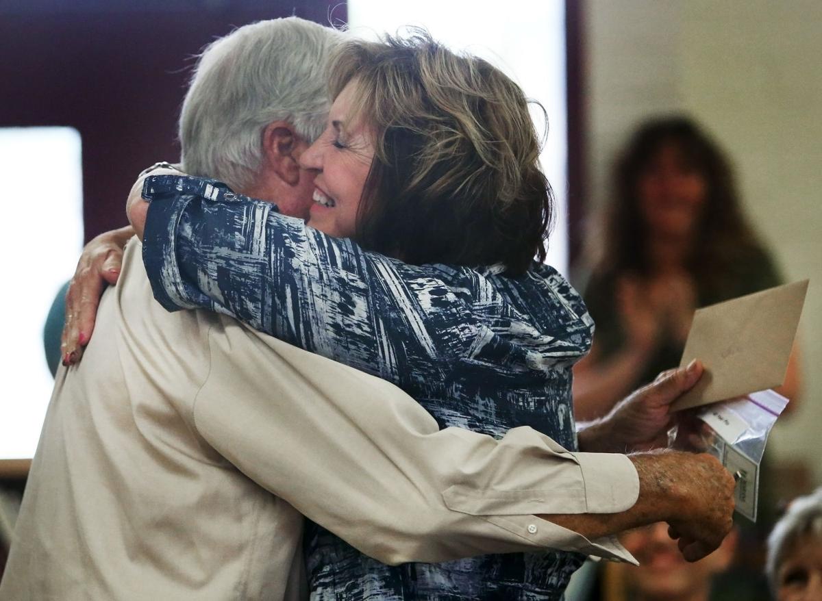 Marana teacher honored for 40 years of teaching