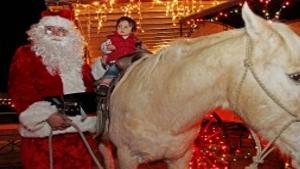 You can still catch wagon ride, Santa