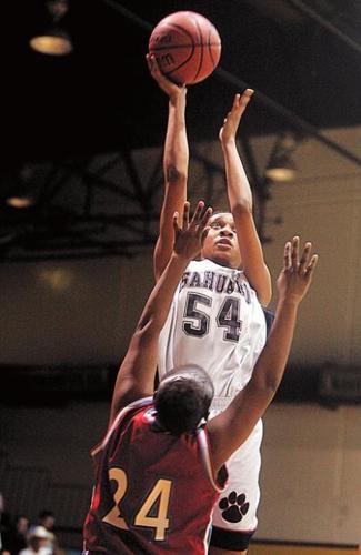 Hoops star happy at last  