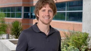 U of A prof estimates climate change cuts U.S. income by 12%