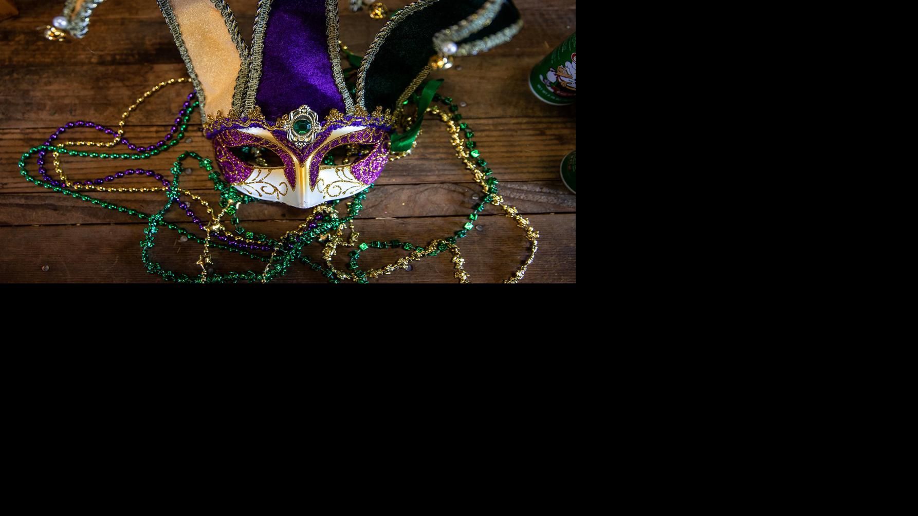 DIY Mardi Gras bra  Mardi gras, Mardi grass party, Mardi gras beads