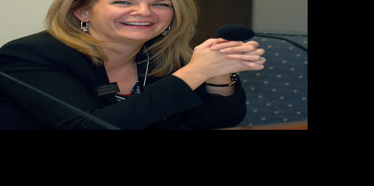 Kelli Ward campaigns in Tucson, will fight for Trump's agenda